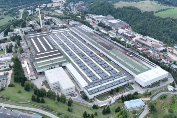 The largest photovoltaic power plant in Slovakia will be built on the roofs of our production halls